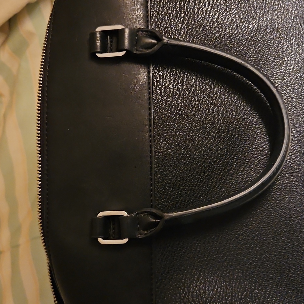 DONATED Calvin Klein - Picture 5 of 7